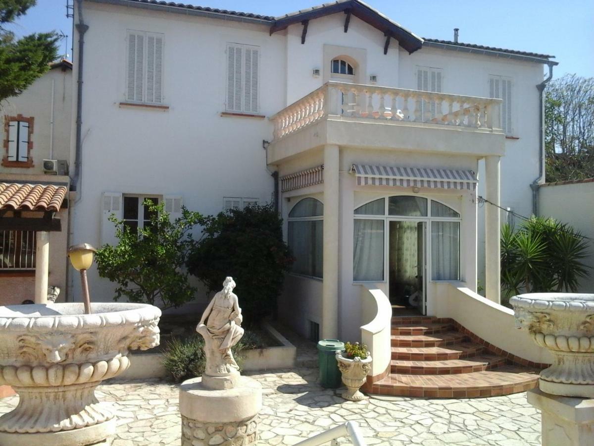 Meuble Tourisme Apartment Marsilia Exterior foto